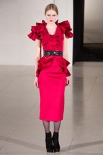 7シーズンぶりにロンドンにカムバック　Temperley London(テンパリー ロンドン) 2011-12年秋冬コレクション｜写真22
