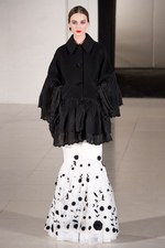 7シーズンぶりにロンドンにカムバック　Temperley London(テンパリー ロンドン) 2011-12年秋冬コレクション｜写真23