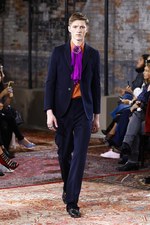 グッチ 2016年クルーズコレクション - 過去から現代に、ロマンティックを譲り受けて｜写真32