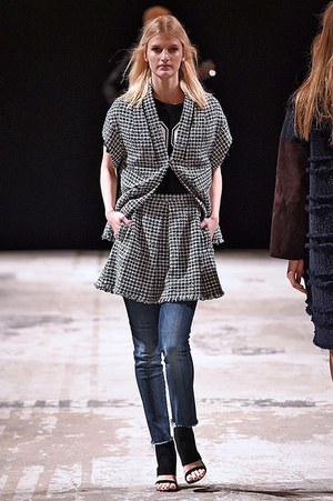 バウム ウンド ヘルガーテン(BAUM UND PFERDGARTEN) 2015-16年秋冬ウィメンズコレクション  - 写真2