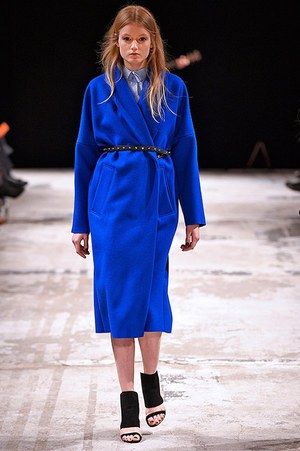 バウム ウンド ヘルガーテン(BAUM UND PFERDGARTEN) 2015-16年秋冬ウィメンズコレクション  - 写真23