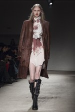 ヴィクトリアンとロックのハイブリッド、ニコラ アンドレア タラリス(Nicolas Andreas Taralis)の2011-12年秋冬コレクション｜写真20