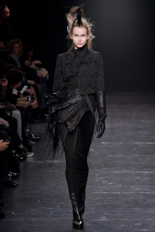 アン ドゥムルメステール(ANN DEMEULEMEESTER) 2011-12年秋冬ウィメンズコレクション シルエット - 写真14