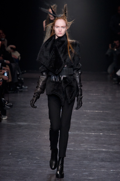 アン ドゥムルメステール(ANN DEMEULEMEESTER) 2011-12年秋冬ウィメンズコレクション シルエット - 写真15