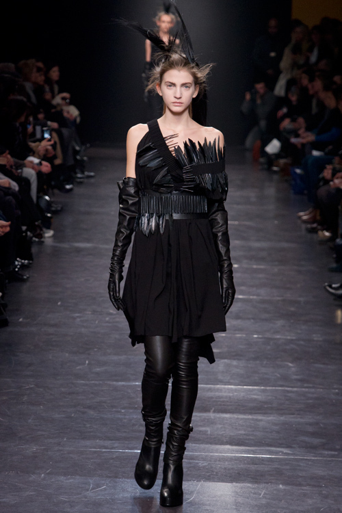 アン ドゥムルメステール(ANN DEMEULEMEESTER) 2011-12年秋冬ウィメンズコレクション  - 写真42