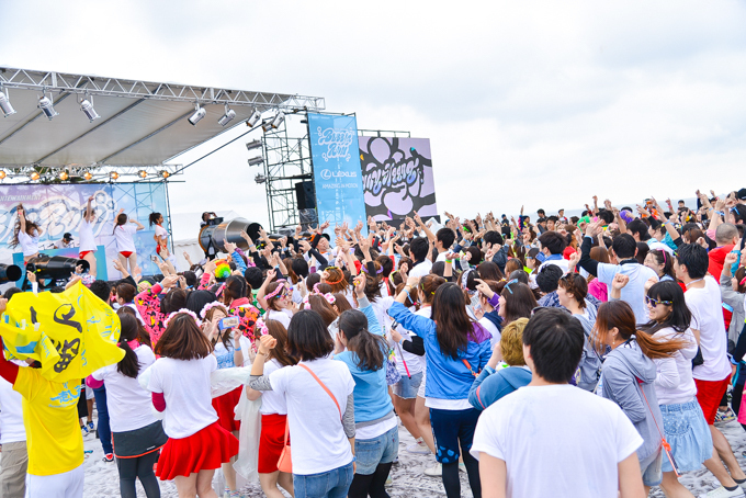 泡まみれで走るランイベント「バブルラン 2015」沖縄で初開催｜写真9
