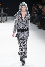 クリエイティブディレクター藤原大による最後のコレクション、ISSEY MIYAKE(イッセイ ミヤケ) 2011-12年秋冬コレクション｜写真15