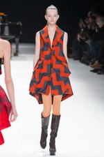 クリエイティブディレクター藤原大による最後のコレクション、ISSEY MIYAKE(イッセイ ミヤケ) 2011-12年秋冬コレクション｜写真23