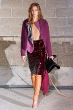 新しいドレスの形を提案 メゾン マルタン マルジェラ(Maison Martin Margiela)　2011-12年秋冬コレクション｜写真40