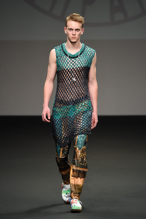 ヴィヴィアン・ウエストウッド マン(Vivienne Westwood MAN) 2016年春夏メンズコレクション  - 写真17