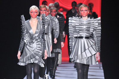 ヴィクター&ロルフ(VIKTOR & ROLF) 2011-12年秋冬ウィメンズ ヴィクター&ロルフ(VIKTOR & ROLF) 2011-12年秋冬ウィメンズ