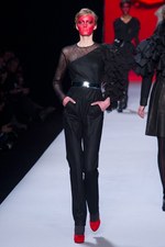 ファッションの聖戦に向かう美の戦士達 ヴィクター＆ロルフ(VIKTOR&ROLF)、2011-12年秋冬コレクション｜写真36