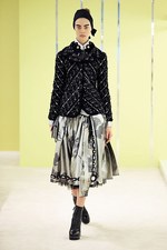 マーク ジェイコブス 2016年リゾートコレクション - キラキラとビジューを散りばめて｜写真20