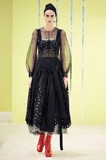 マーク ジェイコブス 2016年リゾートコレクション - キラキラとビジューを散りばめて｜写真31