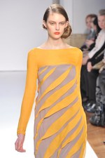 大人の女性に贈るエレガントな ミラ ショーン(mila schon)2011-12年秋冬コレクション｜写真9