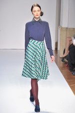 大人の女性に贈るエレガントな ミラ ショーン(mila schon)2011-12年秋冬コレクション｜写真24