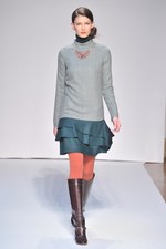 大人の女性に贈るエレガントな ミラ ショーン(mila schon)2011-12年秋冬コレクション｜写真30