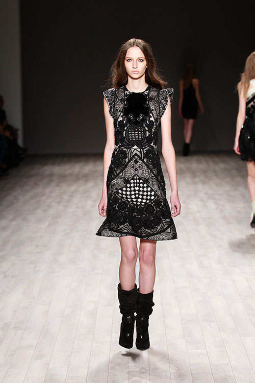 ジルスチュアート(JILLSTUART) 2014-15年秋冬ウィメンズコレクション  - 写真35