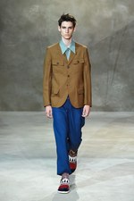 マルニ 2016年春夏メンズコレクション - 70年代の灰汁を抜いたヌーベルキュイジーヌ｜写真4