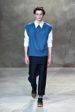 マルニ 2016年春夏メンズコレクション - 70年代の灰汁を抜いたヌーベルキュイジーヌ｜写真7