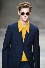 マルニ 2016年春夏メンズコレクション - 70年代の灰汁を抜いたヌーベルキュイジーヌ｜写真22