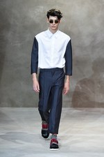 マルニ 2016年春夏メンズコレクション - 70年代の灰汁を抜いたヌーベルキュイジーヌ｜写真37