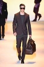 ヴェルサーチ 2016年春夏メンズコレクション - ハードボイルドな男たちの協奏曲｜写真7