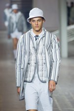 モンクレール ガム・ブルー 2016年春夏コレクション - 上品で男らしい、憧れのボート部選手｜写真27