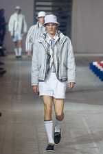 モンクレール ガム・ブルー 2016年春夏コレクション - 上品で男らしい、憧れのボート部選手｜写真31