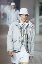 モンクレール ガム・ブルー 2016年春夏コレクション - 上品で男らしい、憧れのボート部選手｜写真32