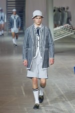 モンクレール ガム・ブルー 2016年春夏コレクション - 上品で男らしい、憧れのボート部選手｜写真65