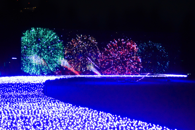 ミッドタウン ♡ サマー 2015開催！「サマー ライト ガーデン」清流と花火のイルミネーションも｜写真54