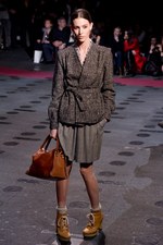 ジャミロクワイがライブで祝福！　15周年を祝うポール＆ジョー(PAUL & JOE)の2011-12年秋冬コレクション｜写真36