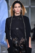 ジバンシィ バイ リカルド ティッシ 2016年春夏メンズコレクション - 縦縞なストリート・モード｜写真105