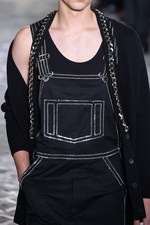 ジバンシィ バイ リカルド ティッシ 2016年春夏メンズコレクション - 縦縞なストリート・モード｜写真108