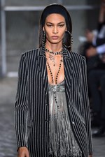 ジバンシィ バイ リカルド ティッシ 2016年春夏メンズコレクション - 縦縞なストリート・モード｜写真114