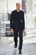 ジバンシィ バイ リカルド ティッシ 2016年春夏メンズコレクション - 縦縞なストリート・モード｜写真14