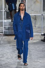 ジバンシィ バイ リカルド ティッシ 2016年春夏メンズコレクション - 縦縞なストリート・モード｜写真64