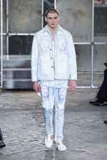 ジバンシィ バイ リカルド ティッシ 2016年春夏メンズコレクション - 縦縞なストリート・モード｜写真89