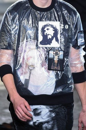 ジバンシィ バイ リカルド ティッシ 2016年春夏メンズコレクション - 縦縞なストリート・モード｜写真13