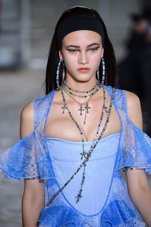 ジバンシィ バイ リカルド ティッシ 2016年春夏メンズコレクション - 縦縞なストリート・モード｜写真59