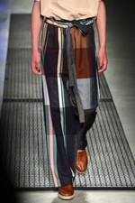 MSGM 2016年春夏メンズコレクション - ストリートアートによる新ニットウェア時代の幕開け｜写真2