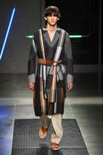 MSGM 2016年春夏メンズコレクション - ストリートアートによる新ニットウェア時代の幕開け｜写真5