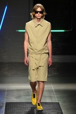 MSGM 2016年春夏メンズコレクション - ストリートアートによる新ニットウェア時代の幕開け｜写真24