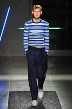 MSGM 2016年春夏メンズコレクション - ストリートアートによる新ニットウェア時代の幕開け｜写真39