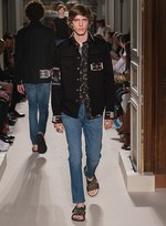 ヴァレンティノ 2016年春夏メンズコレクション - 世界中を旅して生まれた、自由で実用的な価値｜写真44