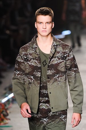 マルセロ・ブロン カウンティ・オブ・ミラン(MARCELO BURLON COUNTY OF MILAN) 2016年春夏メンズコレクション  - 写真54