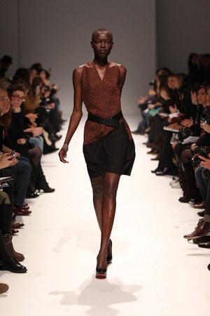 マーティン グラント(MARTIN GRANT) 2011-12年秋冬ウィメンズコレクション  - 写真9