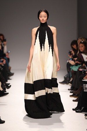 マーティン グラント(MARTIN GRANT) 2011-12年秋冬ウィメンズコレクション  - 写真29