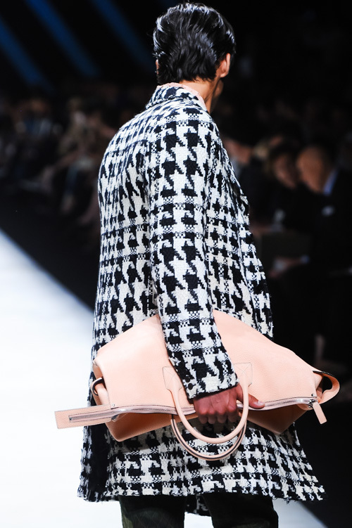 エルマンノ シェルヴィーノ 2016年春夏<span>コレクション</span> - 写真2